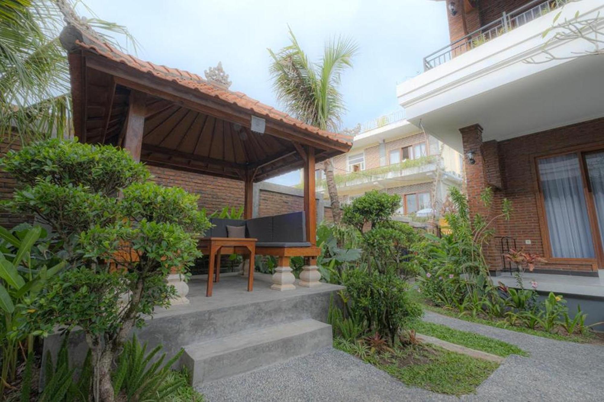 Bali Bata Canggu Guesthouse エクステリア 写真